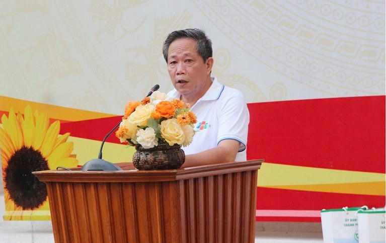 Mr. Nguyen Van Vinh - Party Committee Secretary, Chief of Office of Can Tho City People's Committee - was disciplined with a warning. Photo: Cantho.gov.vn