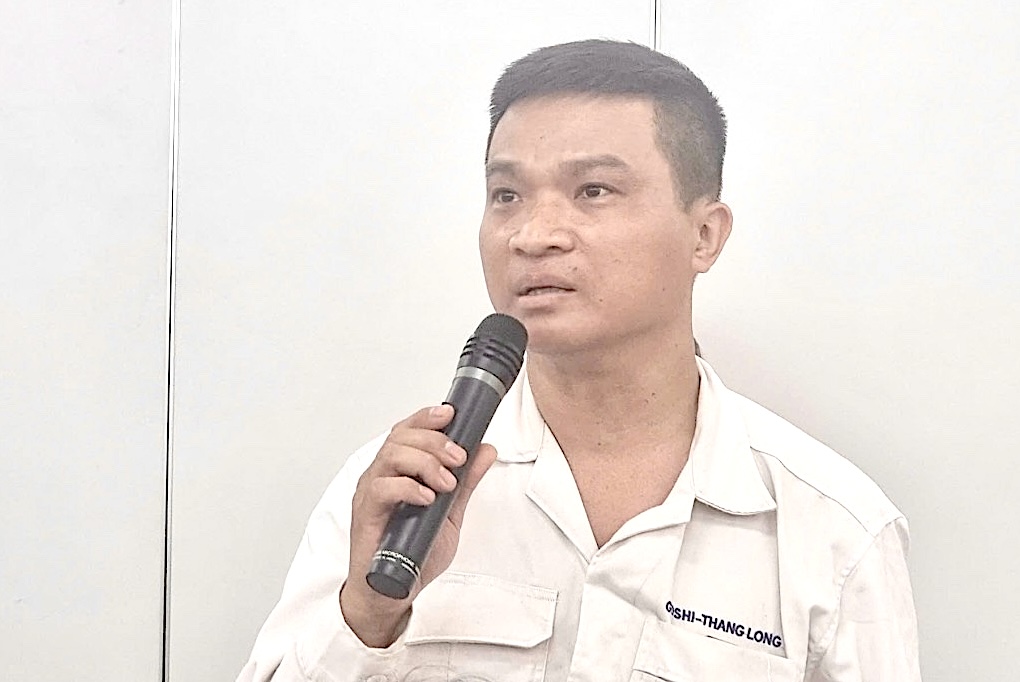 Người lao động tham gia giao lưu tại buổi đối thoại. Ảnh: Hà Anh
