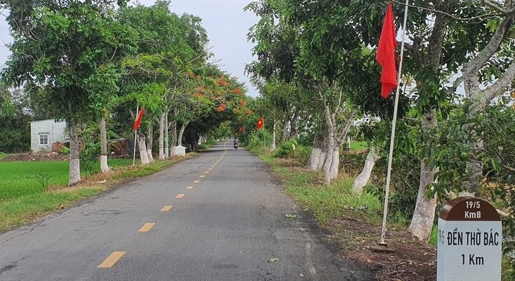 Con duong mang ten Duong 19 thang 5 vao Den tho Bac Ho tai xa Chau Thoi, huyen Vinh Loi, tinh Bac Lieu. Anh: Nhat Ho