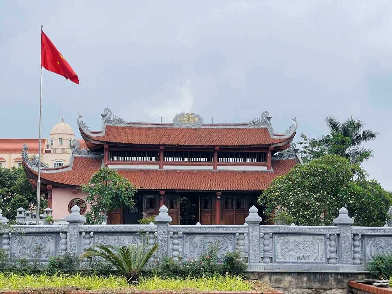 Khu tuong niem Chu tich Ho Chi Minh tai huyen Nam Sach, tinh Hai Duong. Anh: Mai Huong