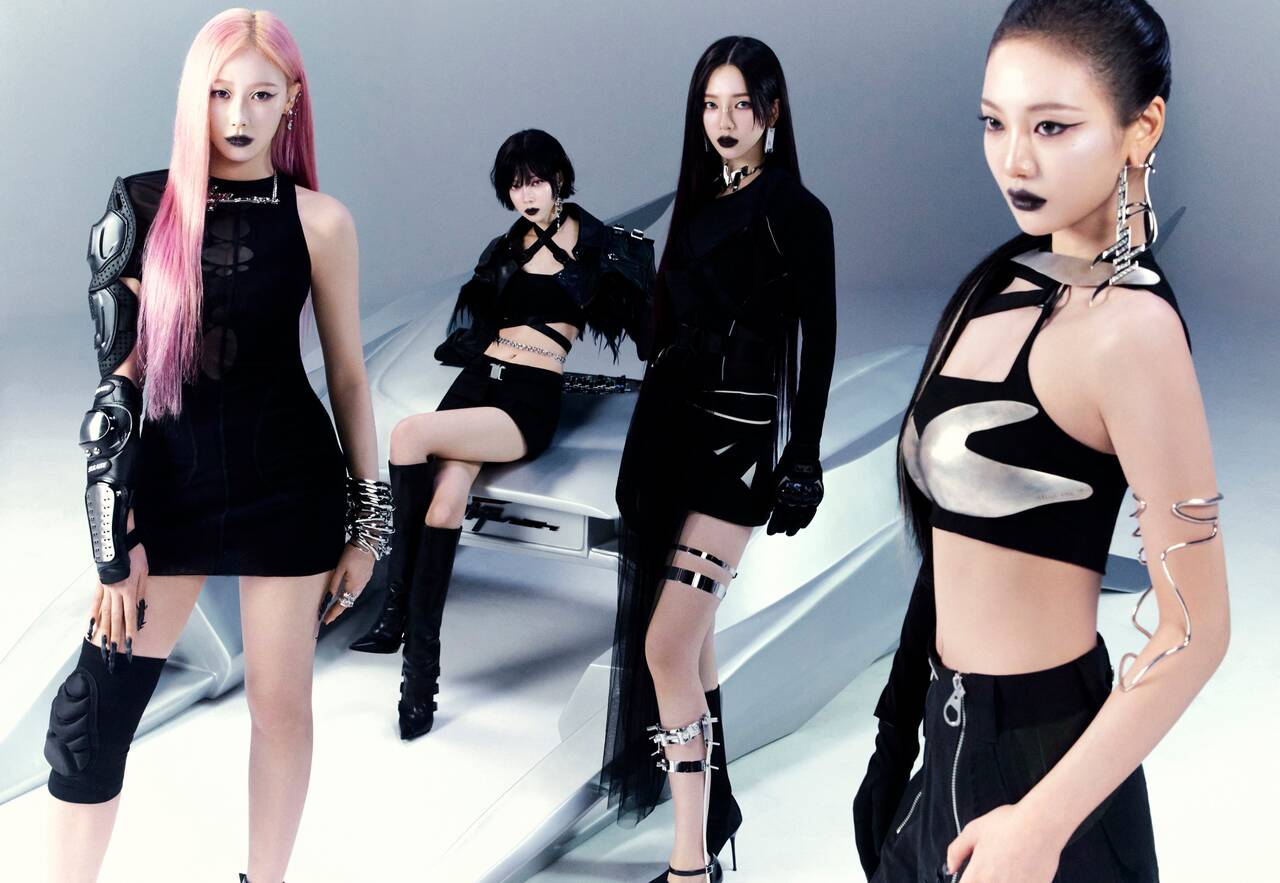 KPOP Girl Group Aespa. Foto: album de carteles latigazo