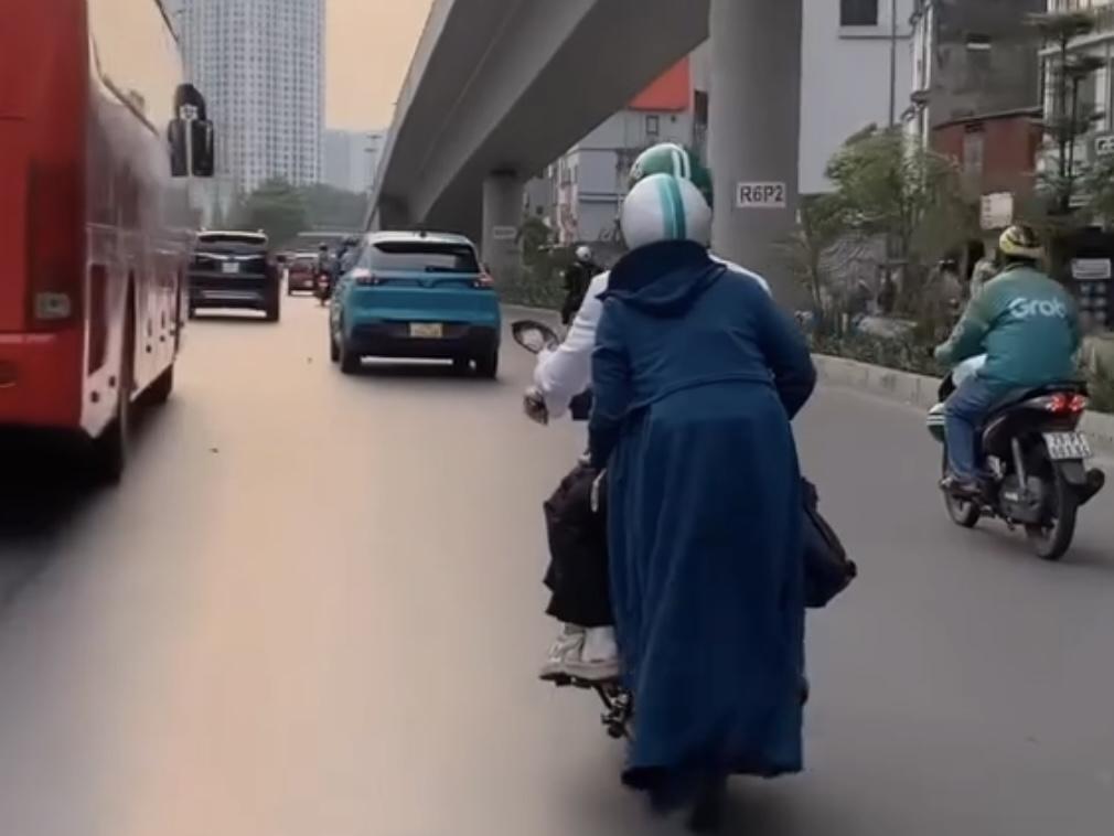 El uso inadecuado del protector solar es muy facil de conducir a accidentes de trafico. Foto: Cahn