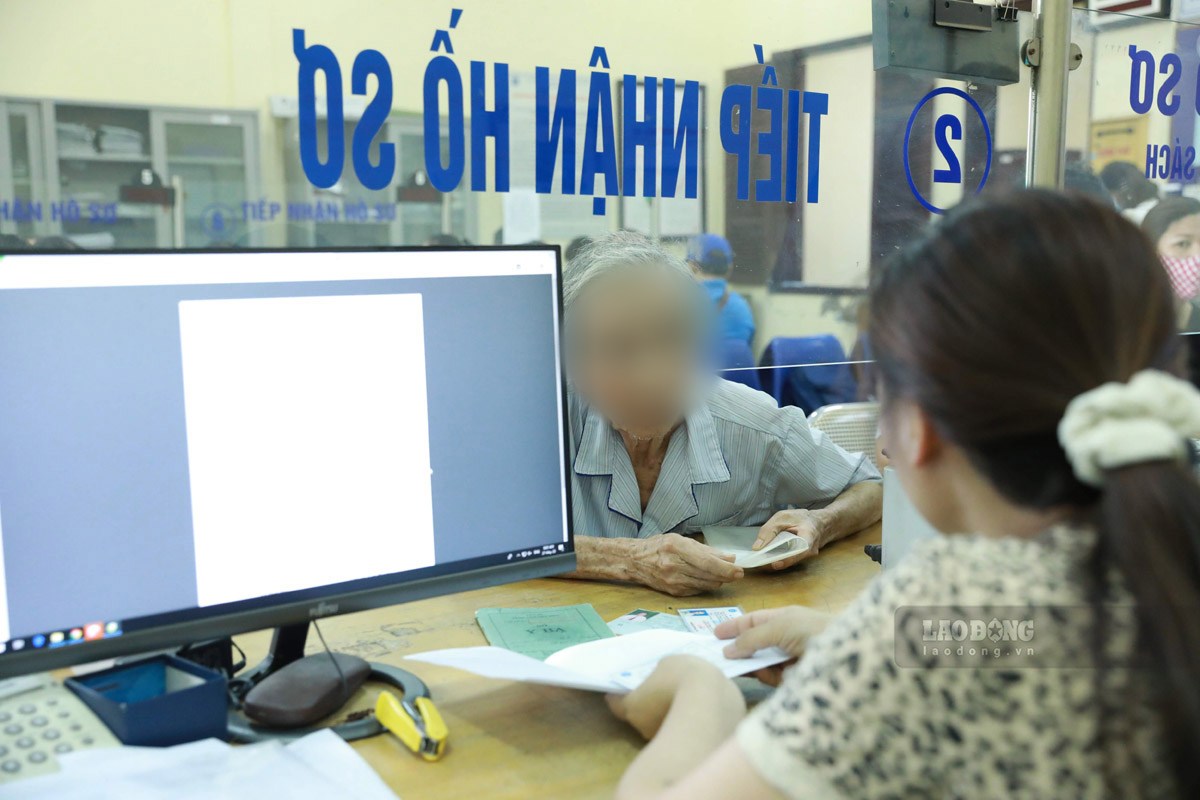 Social insurance answers about the procedures for moving the place of social insurance payment when the agency moves headquarters. Photo: Hai Nguyen