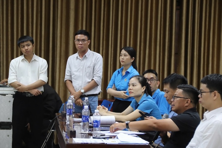 Concurso de ideas, iniciativas, soluciones tecnicas en produccion y mejora del entorno "verde - limpio - hermoso" organizado por el sindicato de zonas industriales de zona de alta tecnologia y Da Nang. Foto: Nguyen Linh