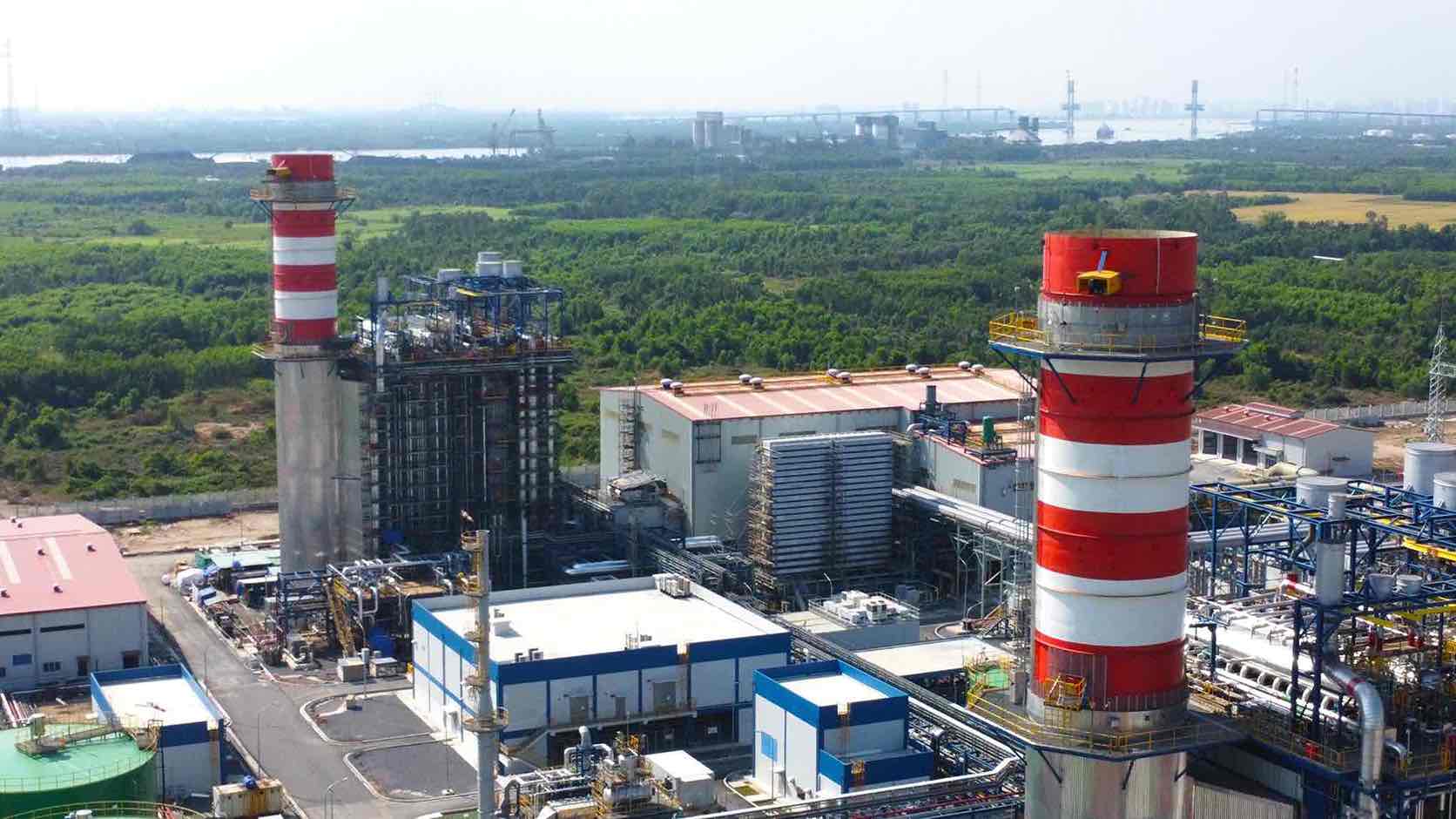 Nhon Trach 3 and 4 Power Plants using liquefied natural gas (LNG) are the first in Vietnam. Photo: HAC