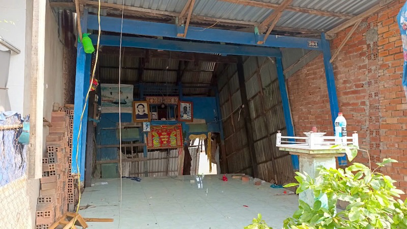 Mot so ho dan co nha bi thiet hai trong vu sat lo da chuyen di noi khac