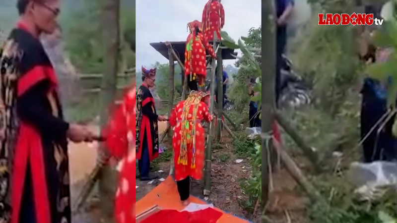 The ceremony of climbing a knife ladder in the Then ethnic group of the Northern region of Lang Son. Photo: Hong Ngoc