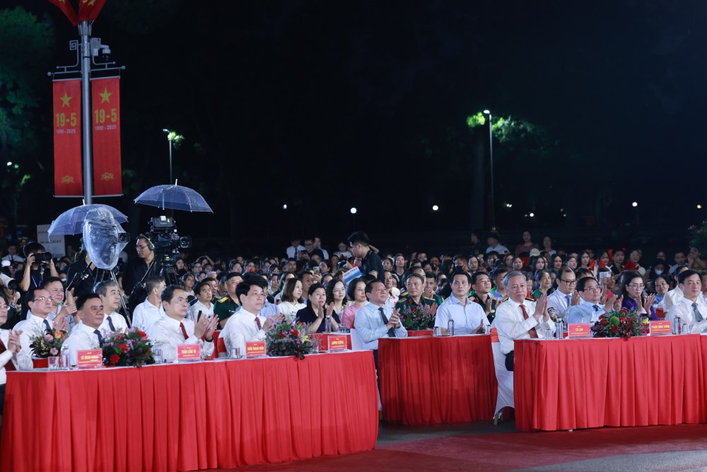 Cac dai bieu tham du chuong trinh. Anh: Hai Nguyen