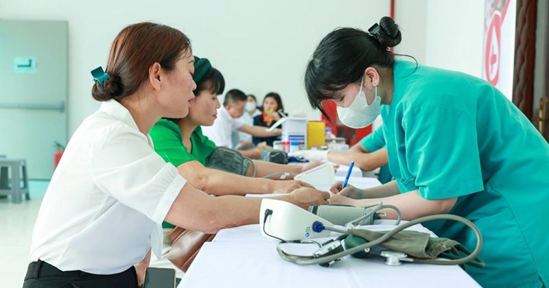 Hướng tới Xã hội Không Bệnh Viện Phí: Hiện Thực Tư Tưởng Vĩ Đại của Bác Hồ về Sức Khỏe Nhân Dân