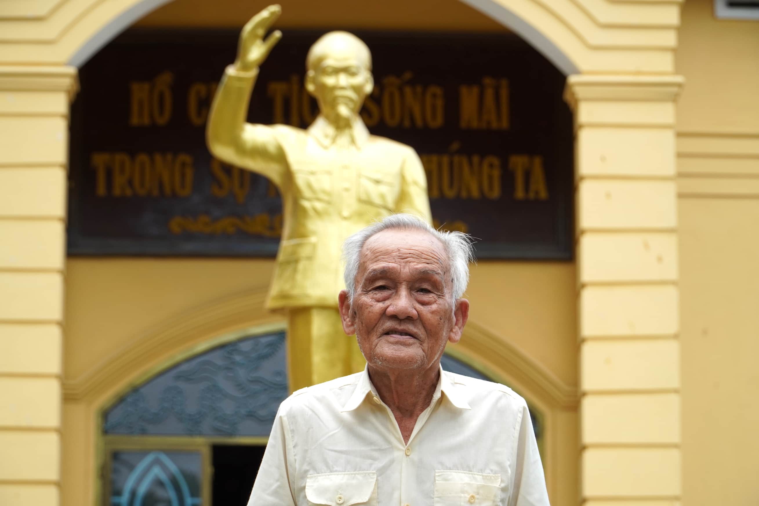 Nam 2020, ong Phuoc duoc Thu tuong tang bang khen vi da co thanh tich tieu bieu trong hoc tap va lam theo tu tuong, dao duc, phong cach Ho Chi Minh. Anh: Huu Long