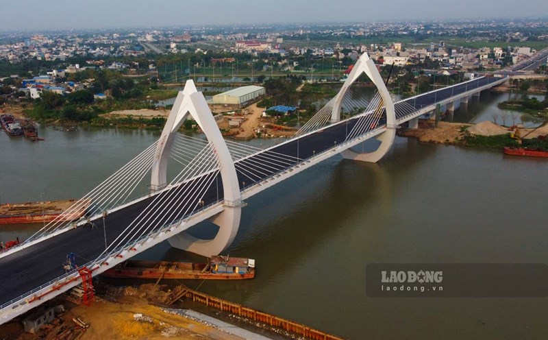 Thien Truong Bridge is officially put into use. Photo: Luong Ha