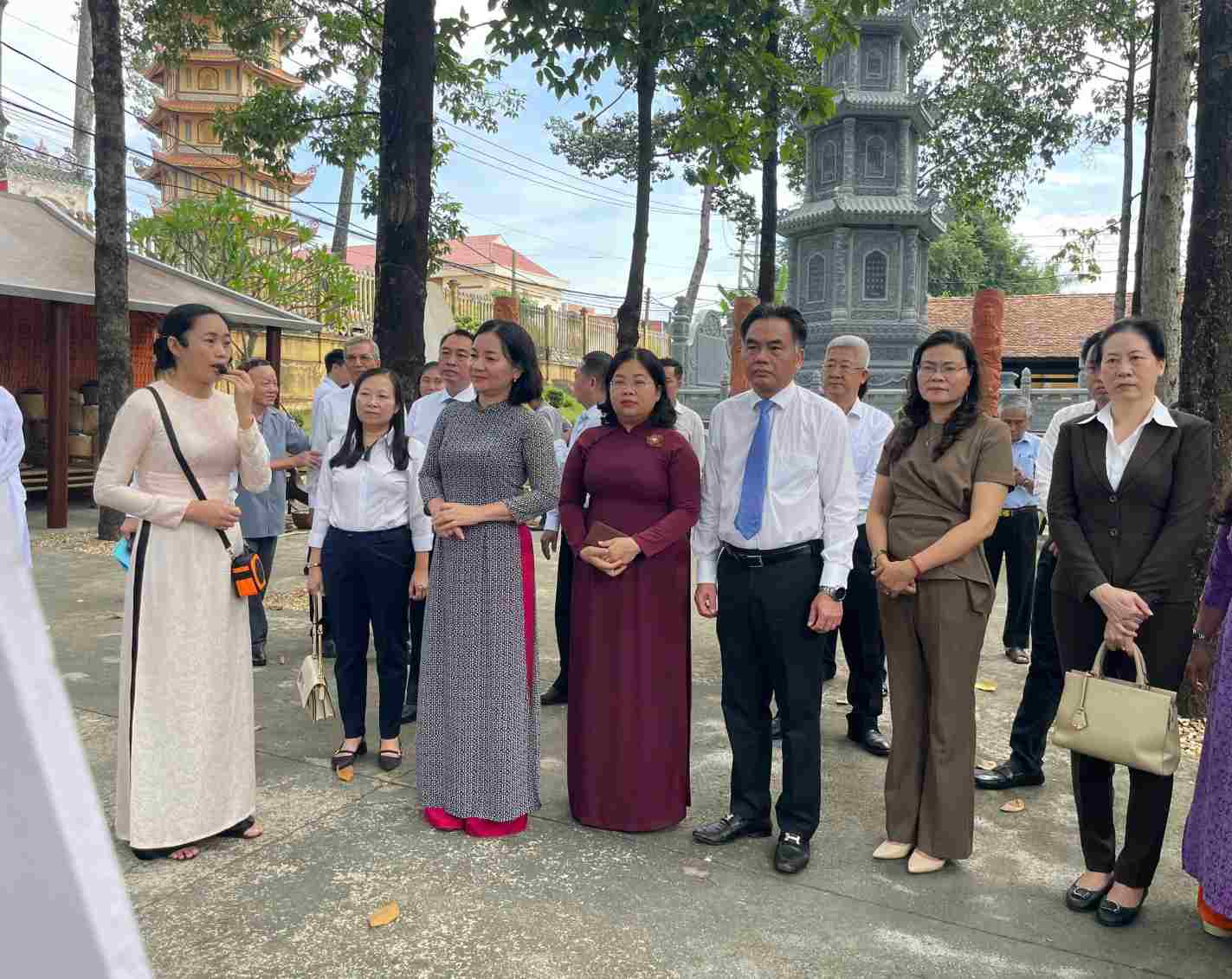 Cu Pho Bang Nguyen Sinh Sac
