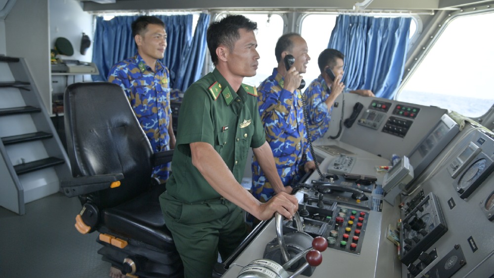 To lai tau BP 20-19-01 tren duong tuan tra vung bien Phu Quoc. Anh: Tien Vinh