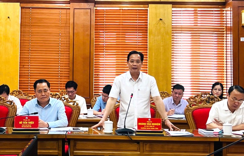 Lang Son provincial leaders spoke at the working session with the Working Group of the Government Inspectorate. Photo: Government Inspectorate