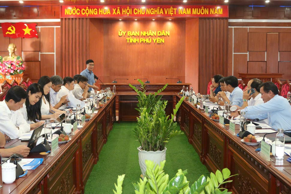 The Dak Lak and Phu Yen Provincial People's Committee Offices have agreed on a plan to merge the two Provincial People's Committee Offices. Photo: Thuy Loan