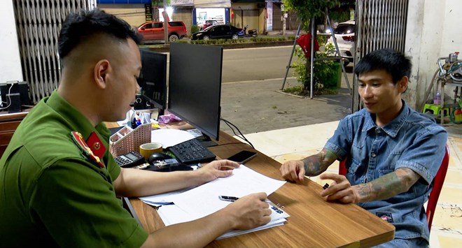 Công an tỉnh Ninh Bình bắt giữ gần 6,5 tấn thực phẩm bẩn