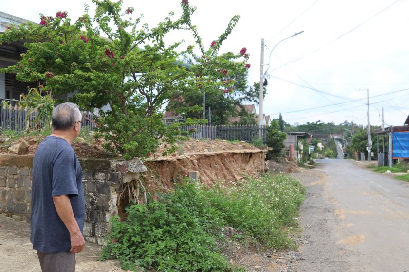 Nguoi dan rat mong du an som hoan thanh. Anh: Lam Hong