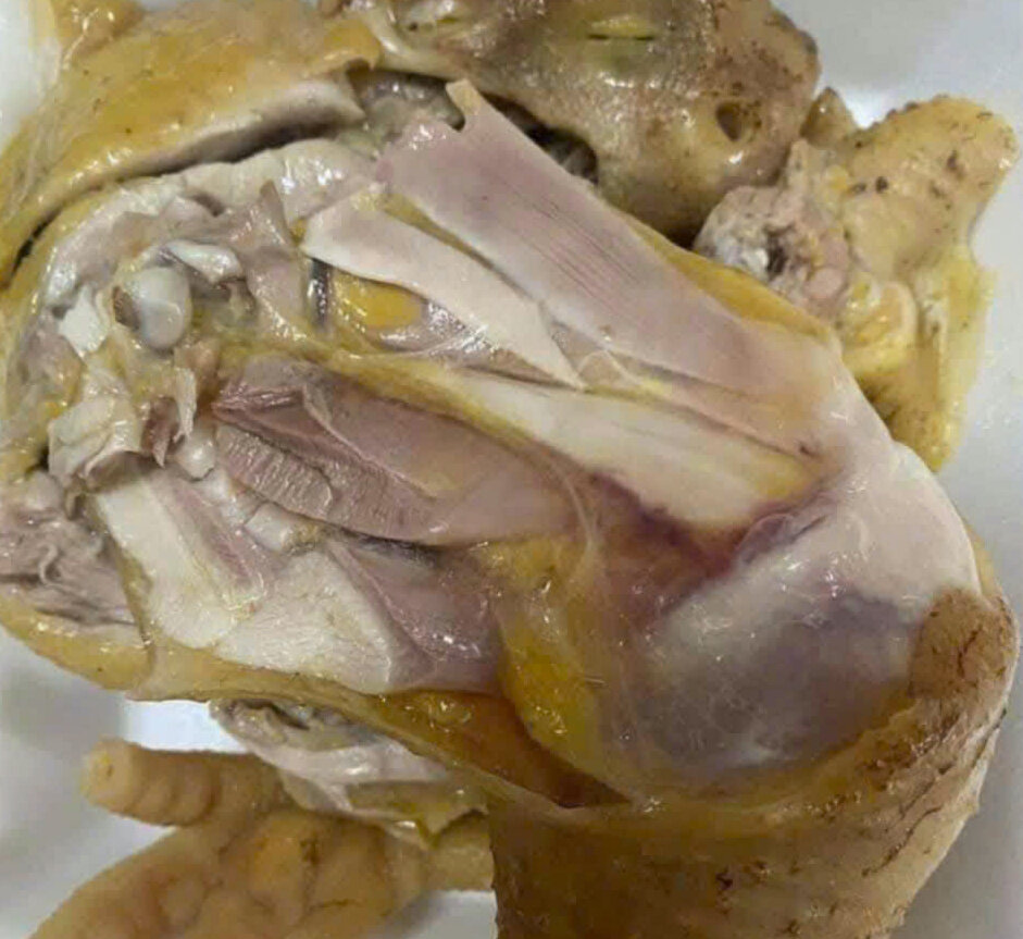 Coma pollo en el momento adecuado para apoyar el buen sueño. Foto: Kieu Vu