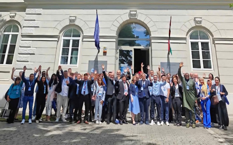 Allowing the organization of the ECL German language certificate exam brings many benefits to learners. Photo: IBA Vietnam