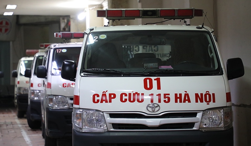 Hanoi recopilo las opiniones de las personas sobre el precio de los servicios de emergencia externos. Foto: Khanh an