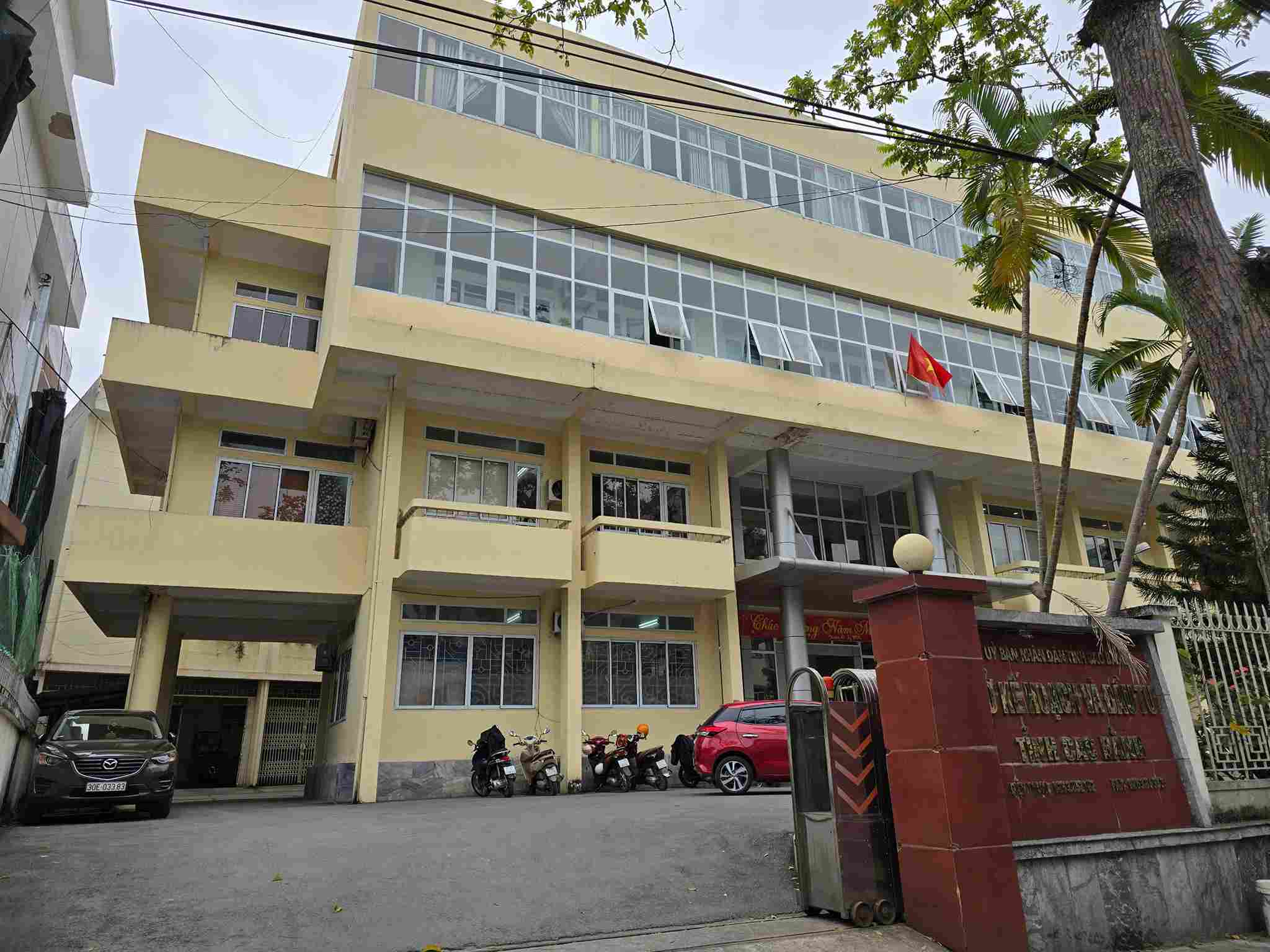 After the merger, Cao Bang has 47 headquarters, real estate is public property and no longer in need of use. Photo: Tan Van