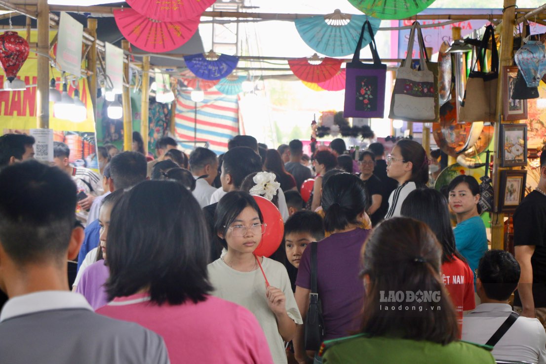 Bien nguoi do ve hoi cho
