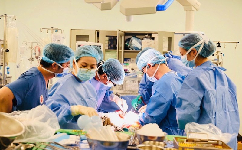 Doctors performed the organ transplant to save the patient's life. Photo: BVCC