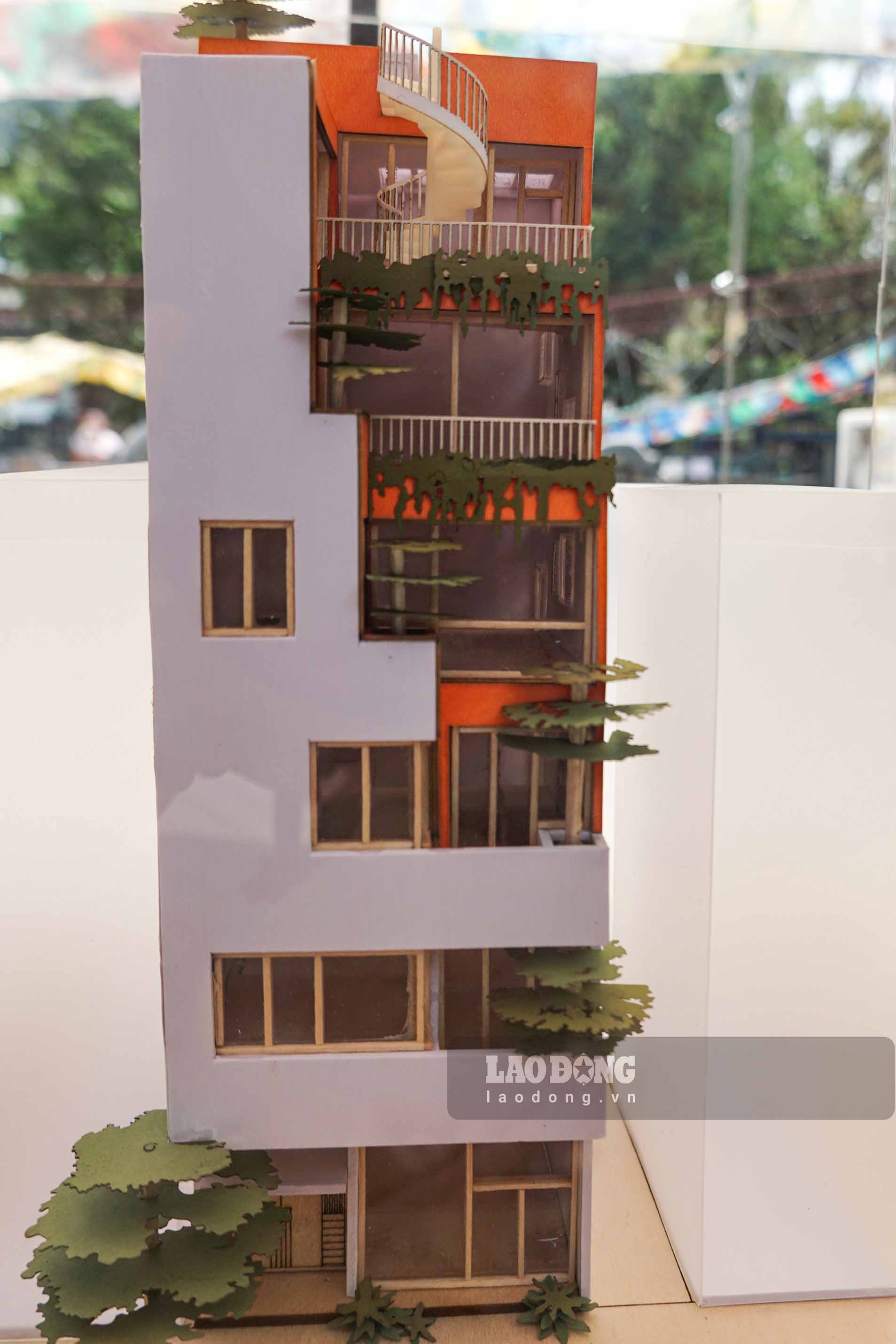 Khong gian nghe thuat cong dong nham lan toa loi song xanh, cong trinh xanh, khuyen khich nguoi dan tham gia tai che, giam thieu rac thai va bao ve moi truong do thi.
