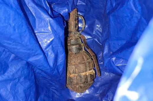 People handed over weapons, explosives, support tools and fireworks. Photo: Quang Binh Police