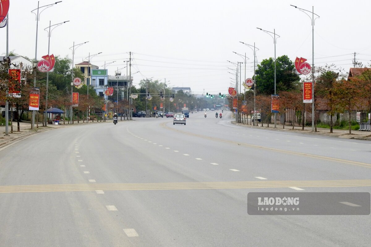 Duong Nguyen Tat Thanh, TP Viet Tri. Anh: To Cong.