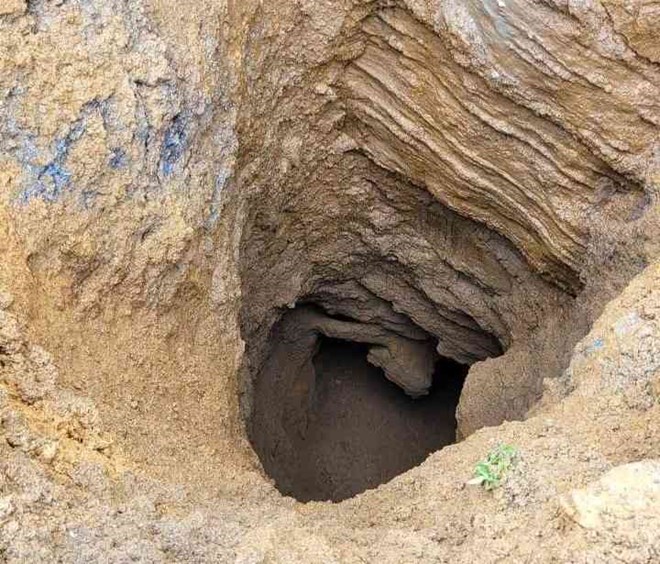Sau Bắc Kạn, Tuyên Quang xuất hiện hố sụt lún bất thường