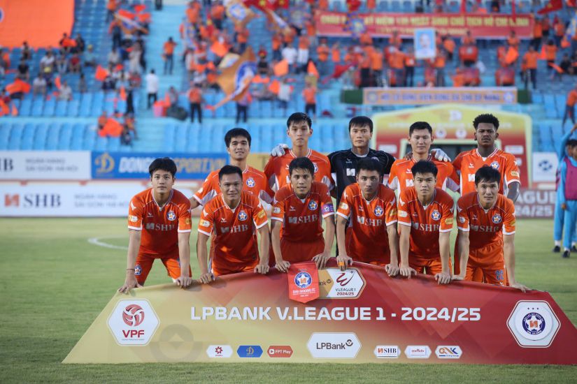 Da Nang fiercely competes for relegation in V.League 2024-2025. Photo: Da Nang FC