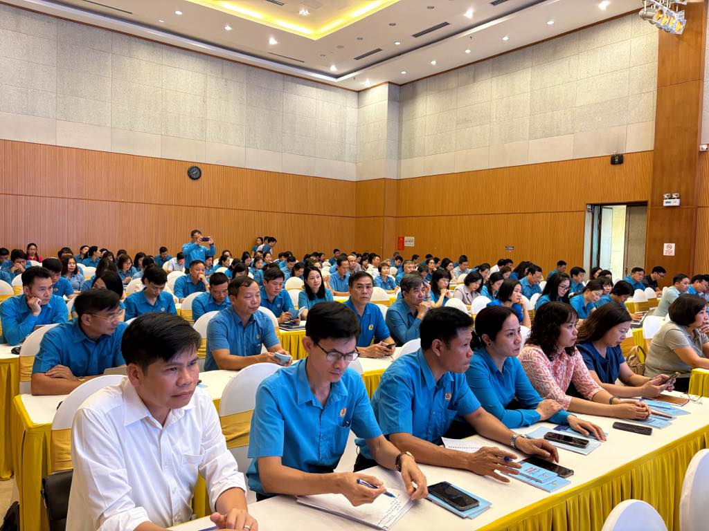 Các đại biểu tham dự hội nghị. Ảnh: Quế Chi 