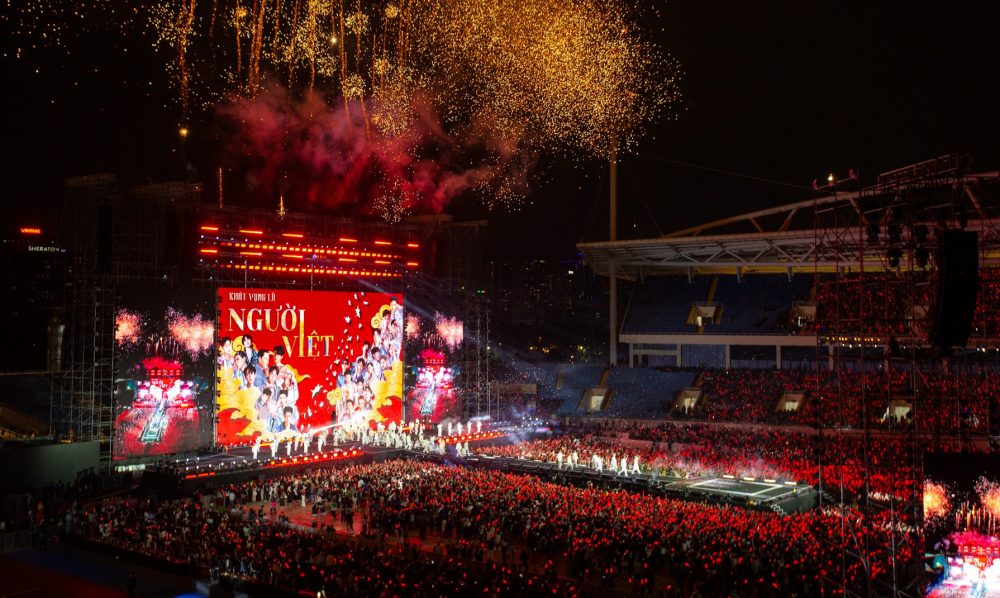 Concert Anh trai say hi thu hut hang chuc nghin khan gia moi dem. Anh: Nha san xuat Anh trai say hi
