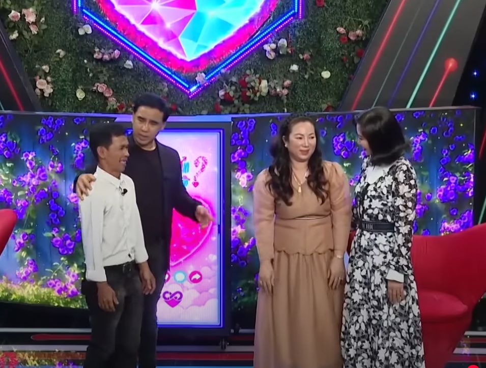 Couple at You Want to date. Photo: Provided by the manufacturer.