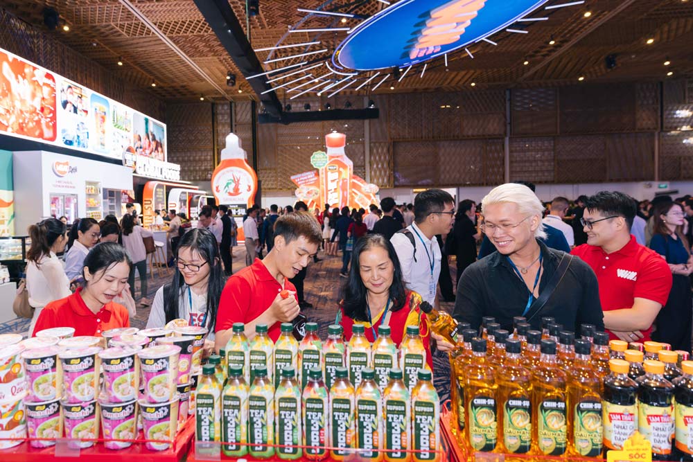 Guests experience Masan General Meeting of Shareholders. Photo: Hong Van