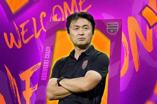 Mr. Naoki Kusunose joined Binh Duong as an assistant coach. Photo: Binh Duong Club