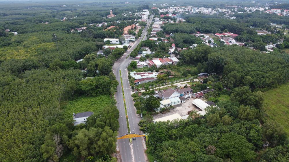 UBND tỉnh Bình Dương giao UBND huyện Dầu Tiếng thực hiện việc thu hồi đất. Ảnh: Đình Trọng