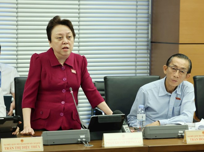 National Assembly delegate Pham Khanh Phong Lan said that if we are humane with criminals, it will be cruel to our compatriots. Photo: Pham Dong