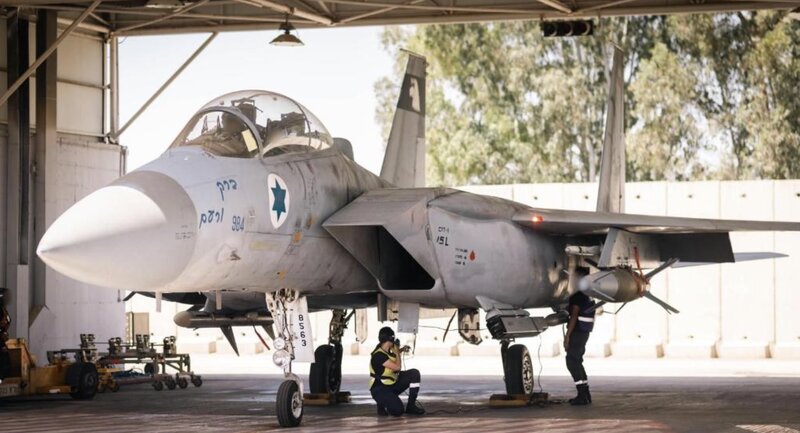 Muchas fuentes creen que el ejercito israeli esta planeando atacar las instalaciones nucleares de Iran. Foto: Xinhua/IDF