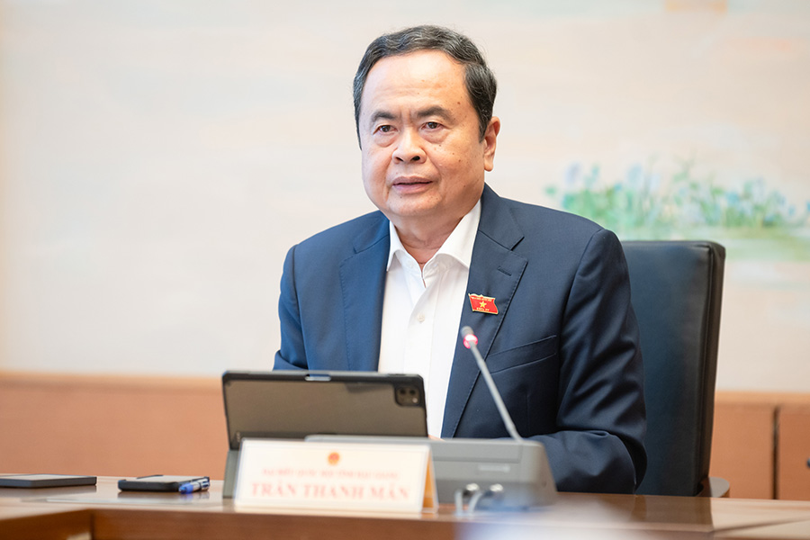 Chu tich Quoc hoi danh gia cao ve