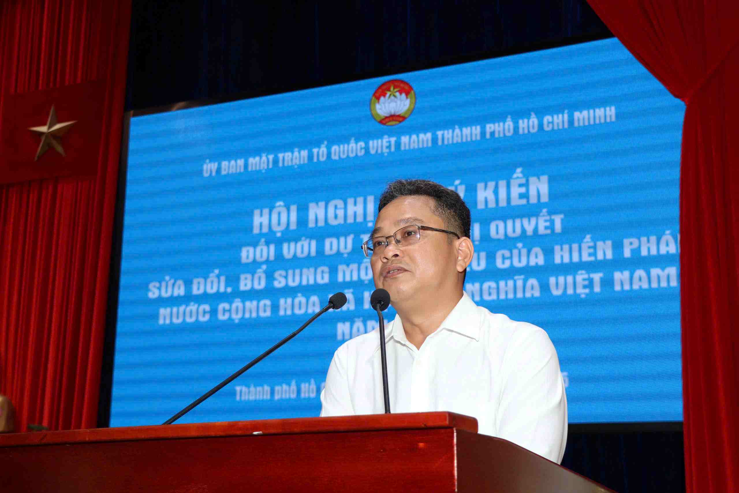 Ong Pham Minh Tuan, Pho Chu tich Uy ban MTTQ Viet Nam TPHCM phat bieu tai hoi nghi. Anh: Anh Hoang