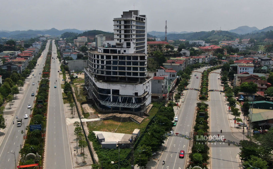 El primer hotel de 5 estras de Yen Bai completo con urgencia con urgencia. Foto: Van Duc