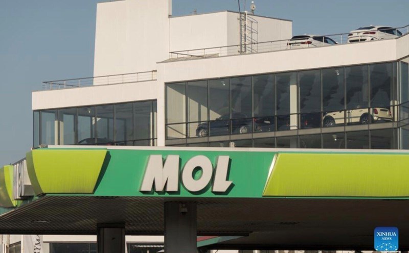A complete cut off on Russian oil imports would cost Hungarian company MOL $500 million a year, the company said. Photo: Xinhua