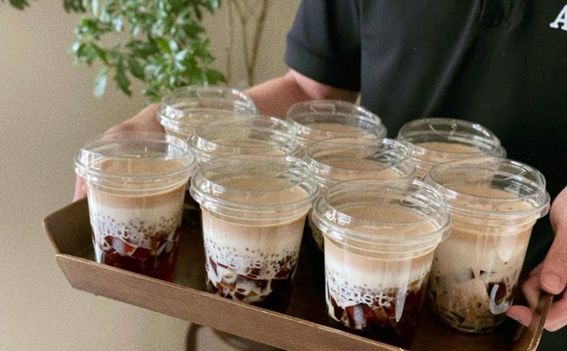 Salted caremel Pudding is a delicious, unique dessert that can be enjoyed in the summer. Photo: Tran Nga