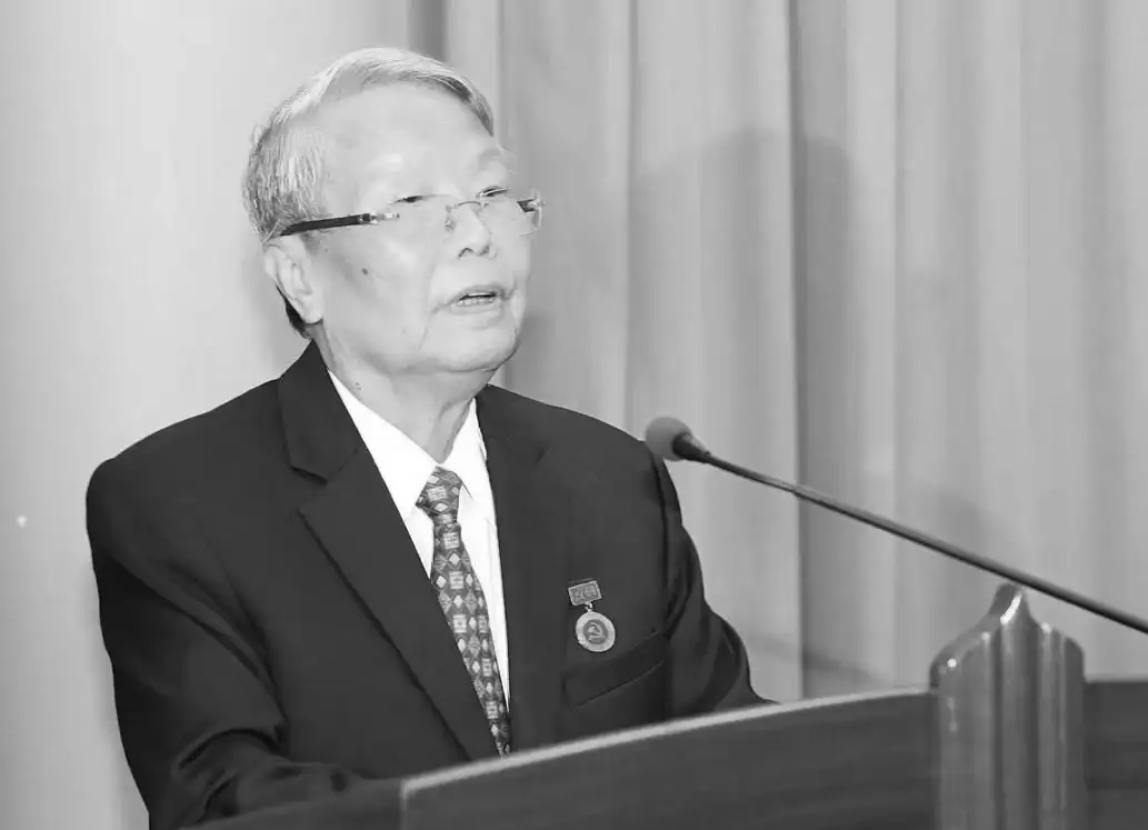 Nguyên Chủ tịch nước Trần Đức Lương. Ảnh: TTXVN