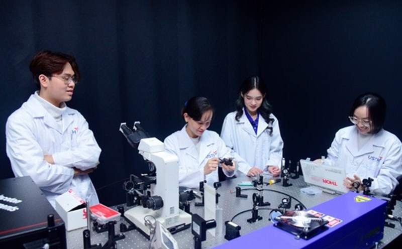 Revelando estudios de recursos humanos a gran escala