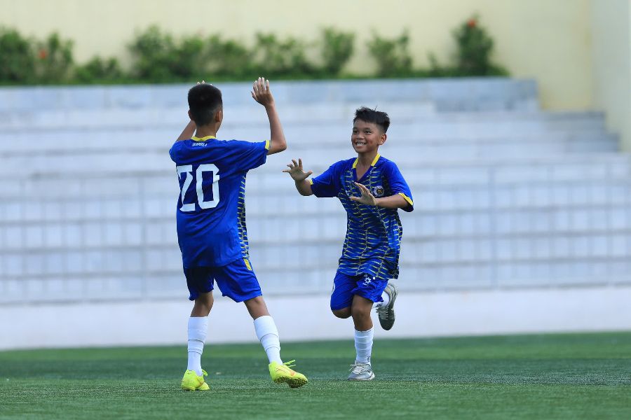 Giai U13 T&T Cup 2025 la