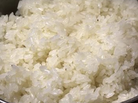 If you know how, eating sticky rice for breakfast will limit the impact on blood sugar. Photo: Ha Anh