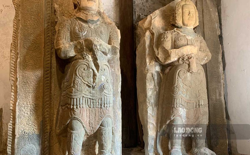 National treasure of the Kim Cuong statue set. Photo: Ha Vi